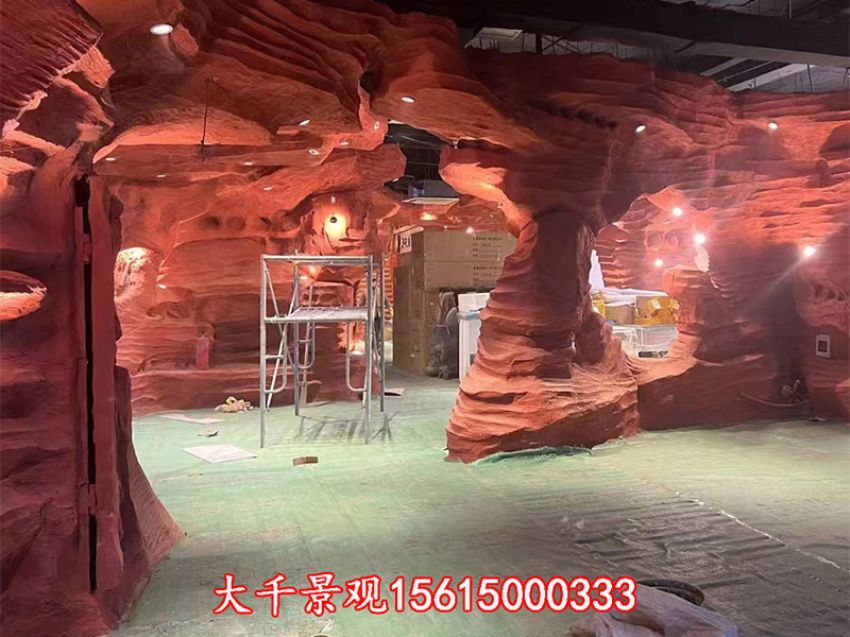 點(diǎn)擊查看詳細(xì)信息<br>標(biāo)題：溶洞民宿 閱讀次數(shù)：788
